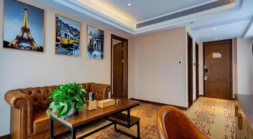 James Joyce Coffetel· Chengdu Shuangliu Airport Haibing City Wanda