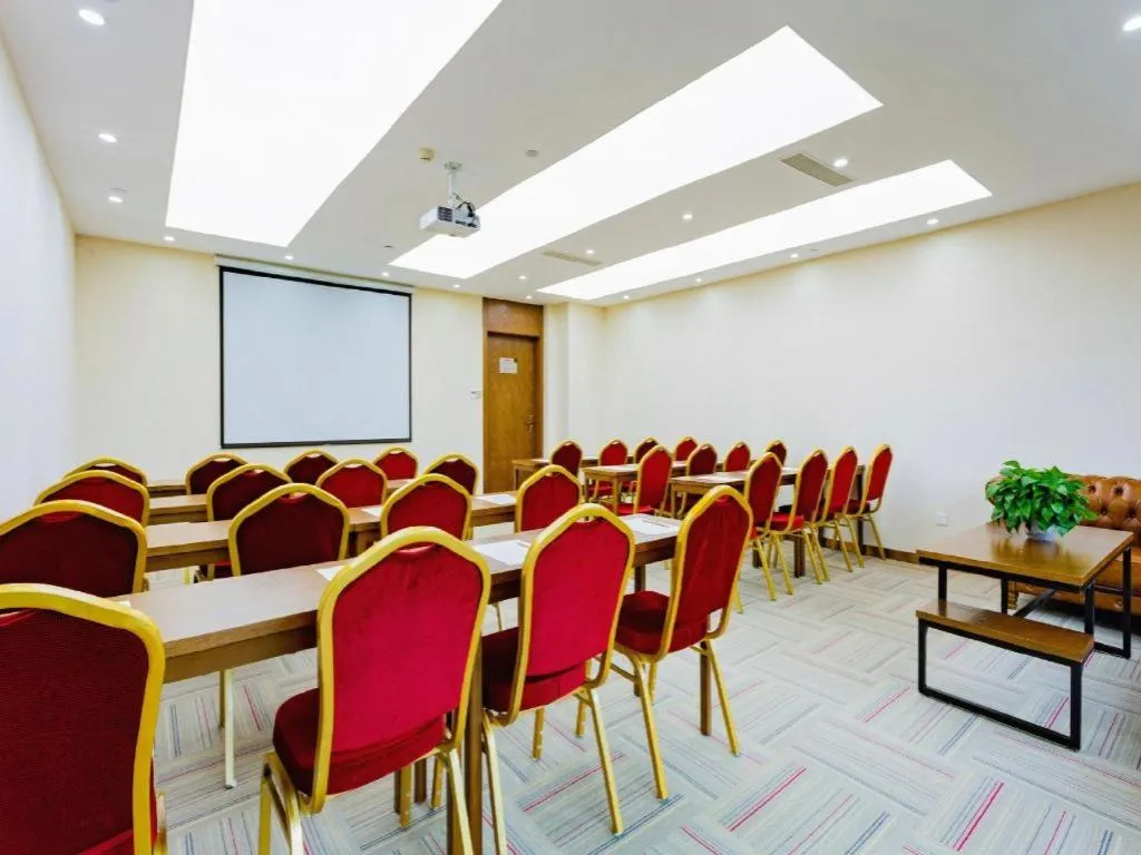 James Joyce Coffetel· Chengdu Shuangliu Airport Haibing City Wanda