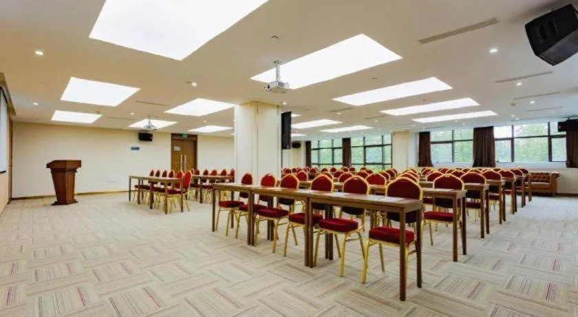 James Joyce Coffetel· Chengdu Shuangliu Airport Haibing City Wanda