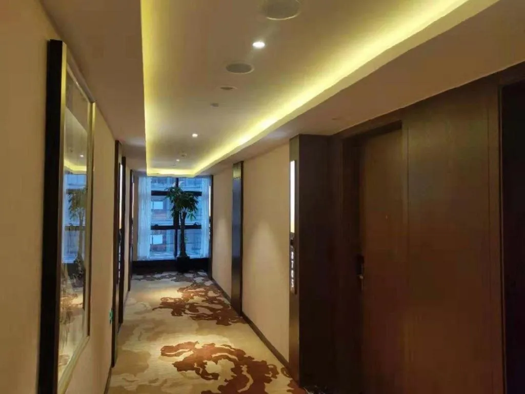 James Joyce Coffetel· Chengdu Shuangliu Airport Haibing City Wanda