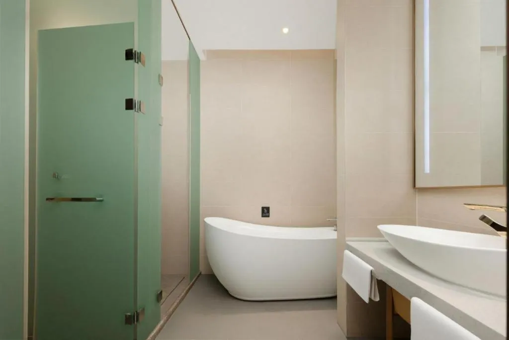 Lavande Hotels· Jingzhou Jianli