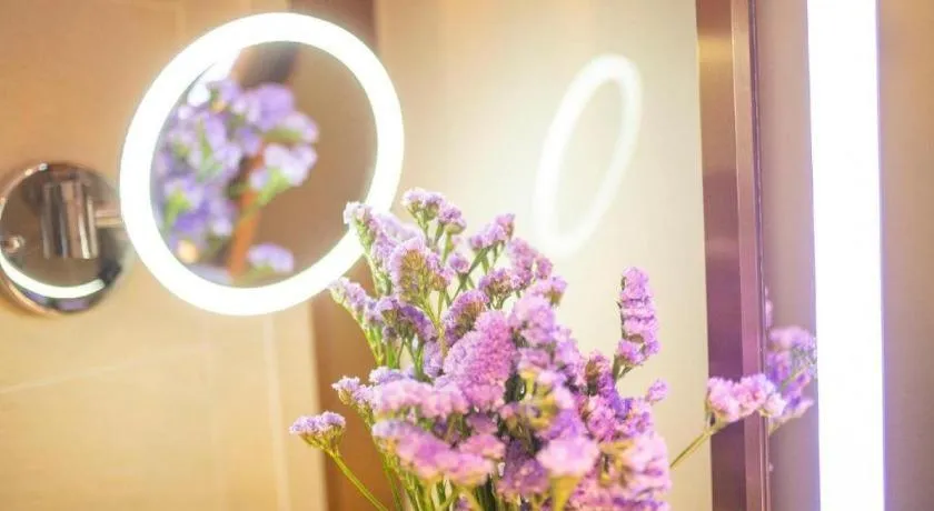 Lavande Hotels· Jingzhou Jianli