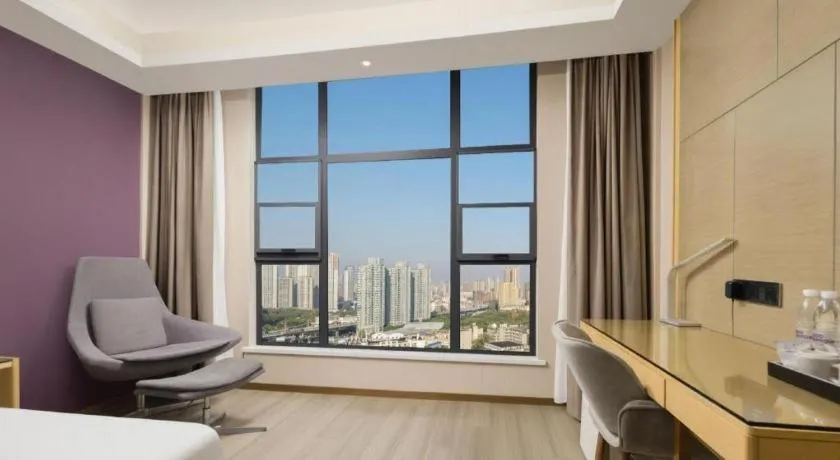 Lavande Hotels· Jingzhou Jianli