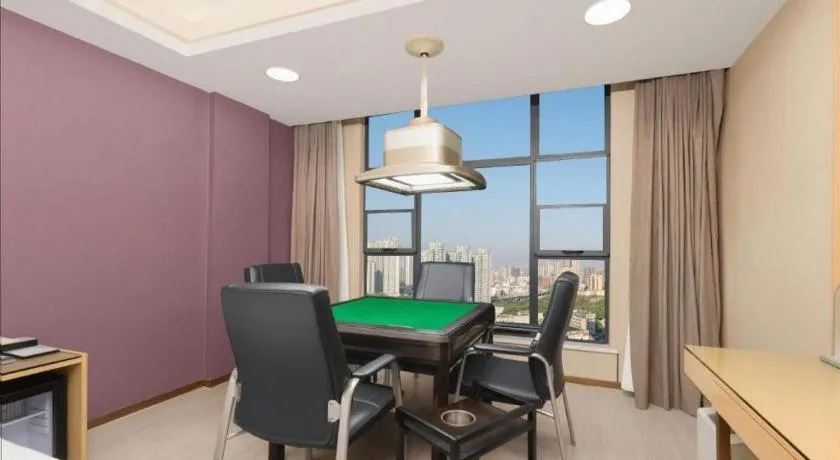 Lavande Hotels· Jingzhou Jianli