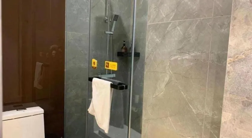 IU Hotels· Tianjin Houtai Chengjian University Haitai Industrial Park