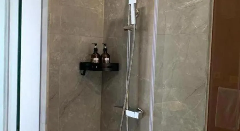 IU Hotels· Tianjin Houtai Chengjian University Haitai Industrial Park