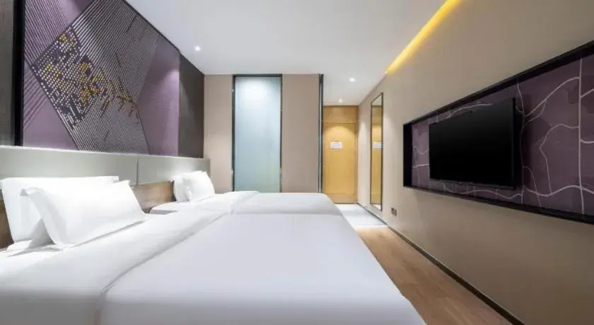 Bed in IU Hotels· Tianjin Houtai Chengjian University Haitai Industrial Park Bed in IU Hotels· Tianjin Houtai Chengjian University Haitai Industrial Park