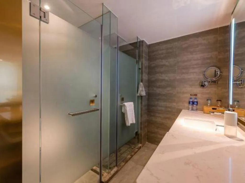 James Joyce Coffetel Shijiazhuang the Mixc Jinyuan Tower Airport Bus