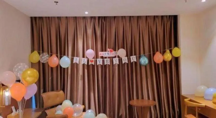 James Joyce Coffetel Shijiazhuang the Mixc Jinyuan Tower Airport Bus