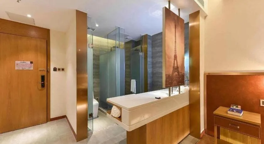 James Joyce Coffetel Shijiazhuang the Mixc Jinyuan Tower Airport Bus