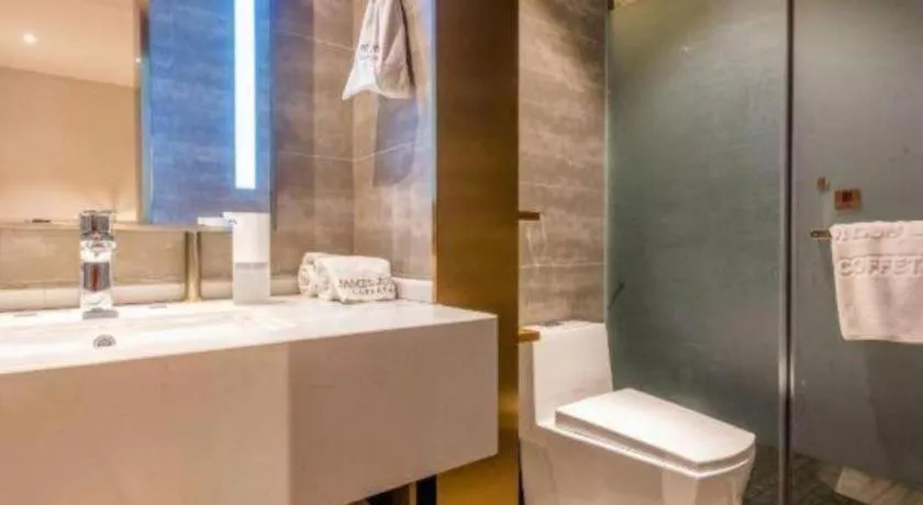 James Joyce Coffetel Shijiazhuang the Mixc Jinyuan Tower Airport Bus