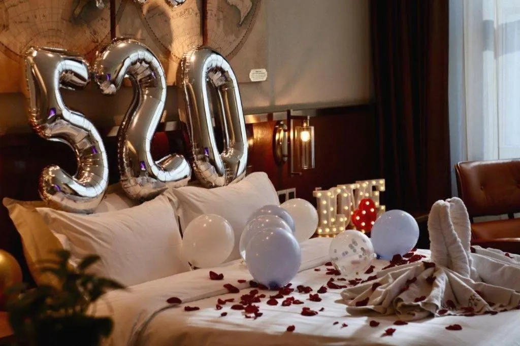 Bed in James Joyce Coffetel Shijiazhuang the Mixc Jinyuan Tower Airport Bus