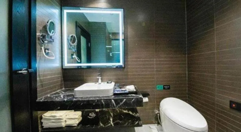 Xana Hotelle Luzhou High-Speed Railway Station Trading Market Passenger Terminal