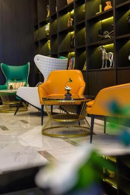 Magnotel Tongxiang Shimao Center