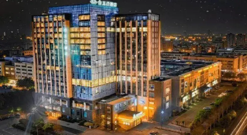 Magnotel Tongxiang Shimao Center Magnotel Tongxiang Shimao Center