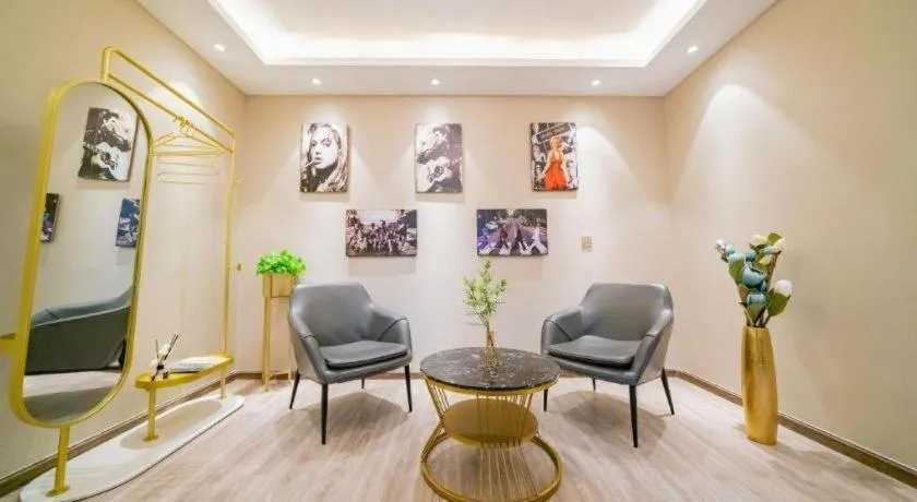 Magnotel Tongxiang Shimao Center