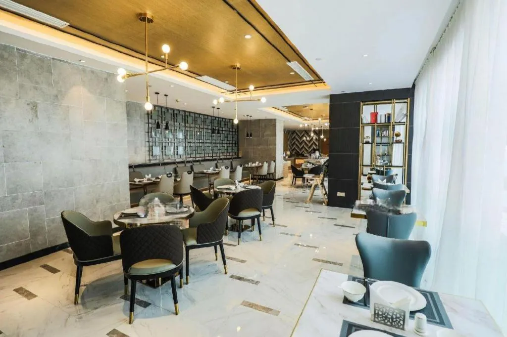 Magnotel Tongxiang Shimao Center