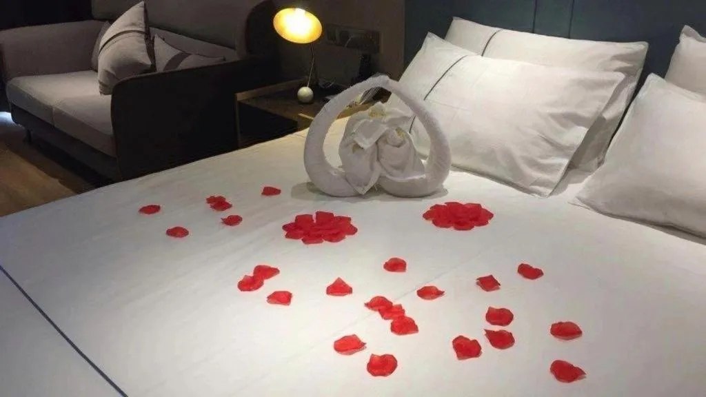 Bed in Magnotel Tongxiang Shimao Center