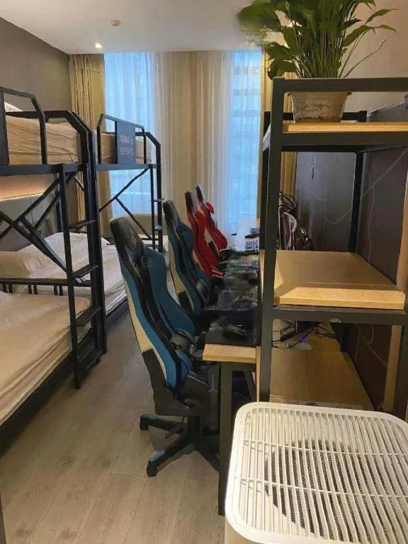 Bed in IU Hotels· Wuhan Jianghan Road Metro Station