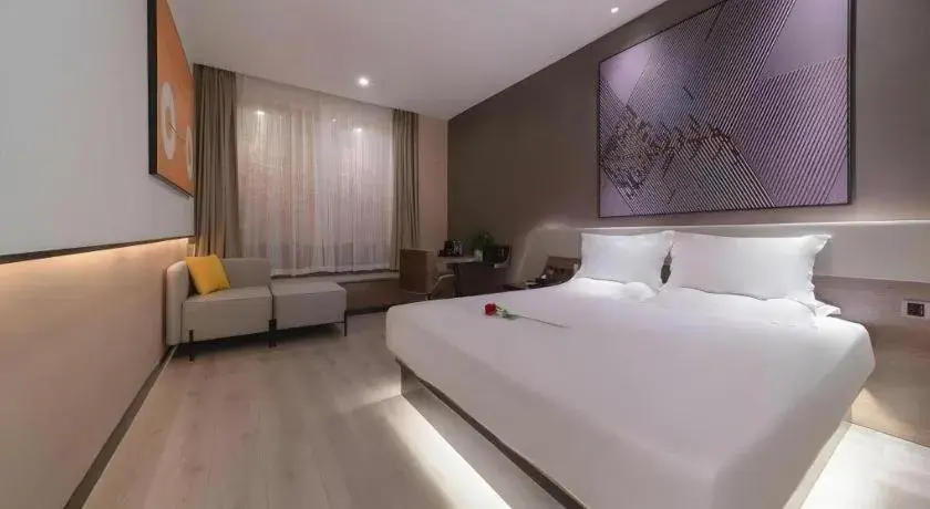 Bed in IU Hotels· Wuhan Jianghan Road Metro Station Bed in IU Hotels· Wuhan Jianghan Road Metro Station