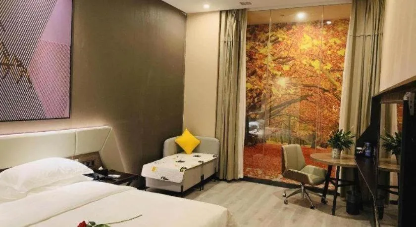 Bed in IU Hotels· Wuhan Jianghan Road Metro Station