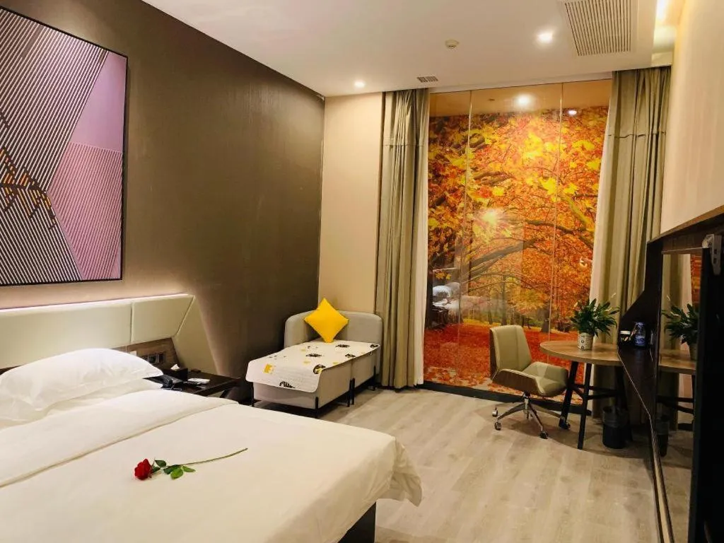 Bed in IU Hotels· Wuhan Jianghan Road Metro Station