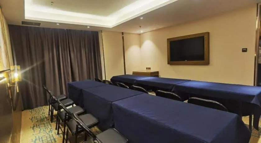 James Joyce Coffetel Changchun People's Square