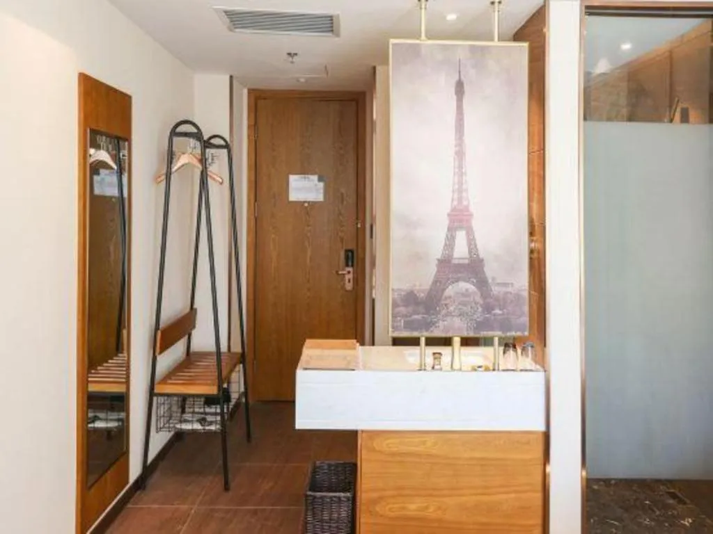 James Joyce Coffetel Changchun People's Square