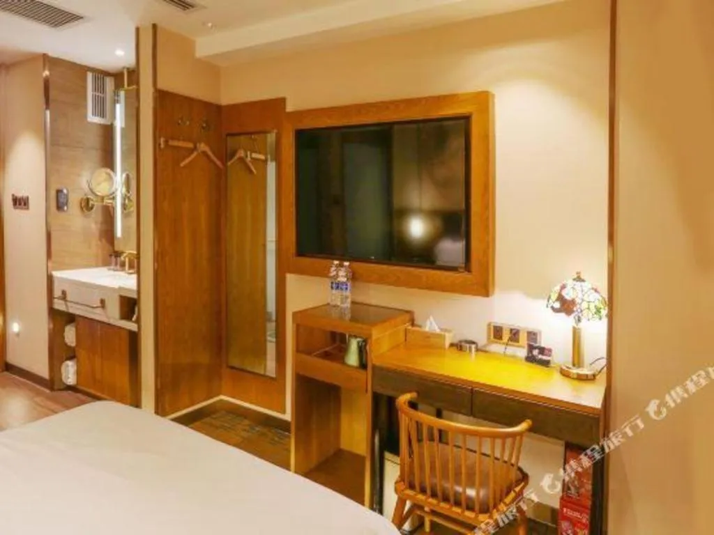 Bed in James Joyce Coffetel Changchun People's Square