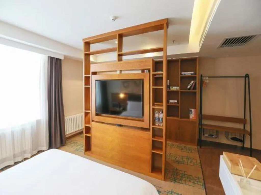 Bed in James Joyce Coffetel Changchun People's Square