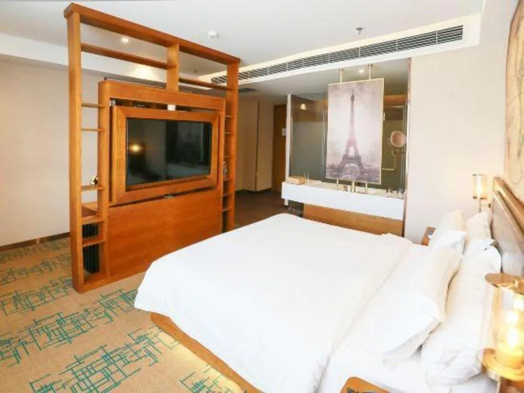 Bed in James Joyce Coffetel Changchun People's Square