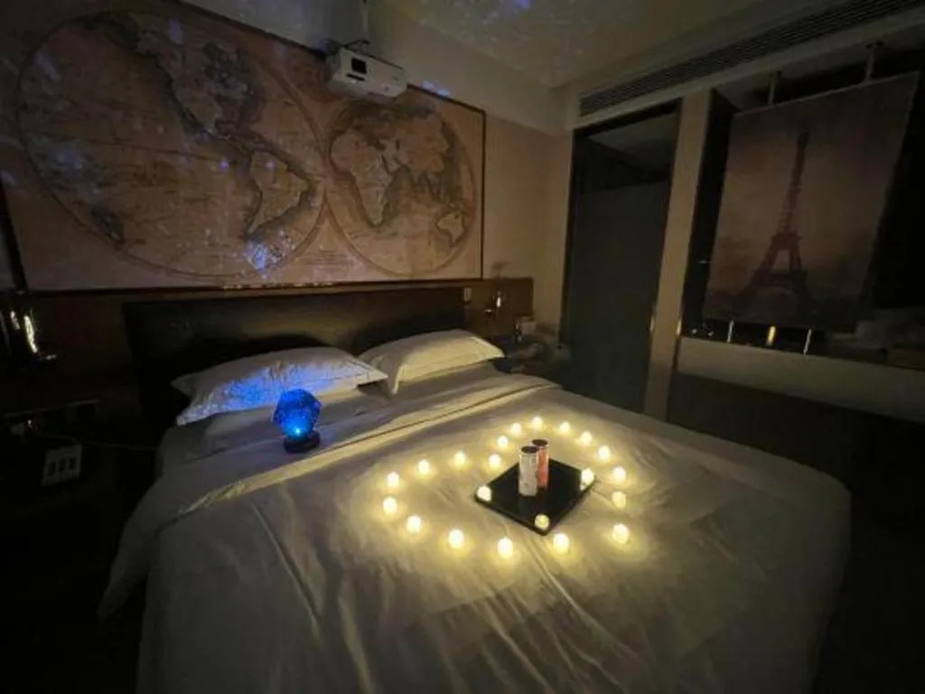 Bed in James Joyce Coffetel Changchun People's Square