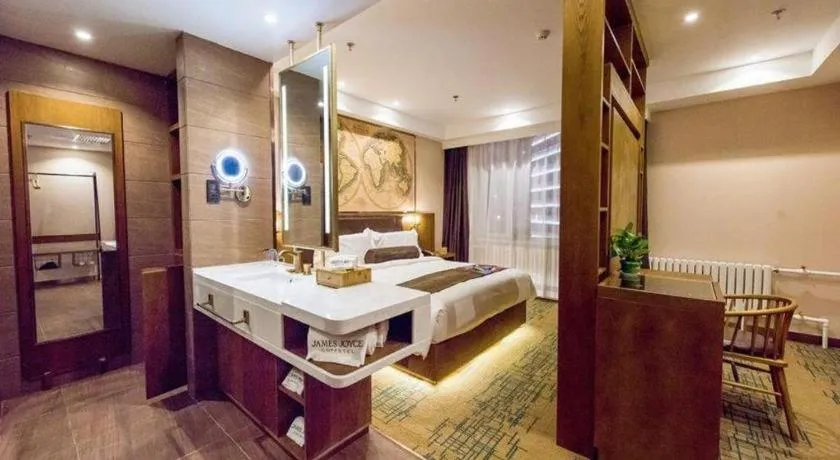 Bed in James Joyce Coffetel Changchun People's Square