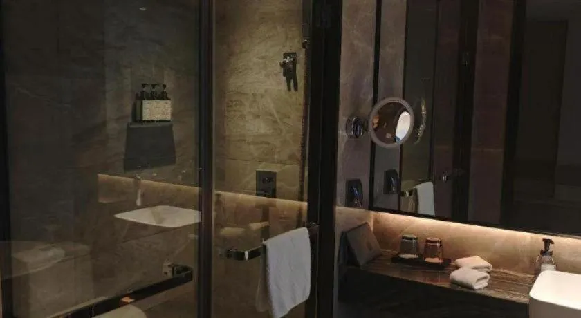 Zhejiang Cloud Mountain Deefly Hotel