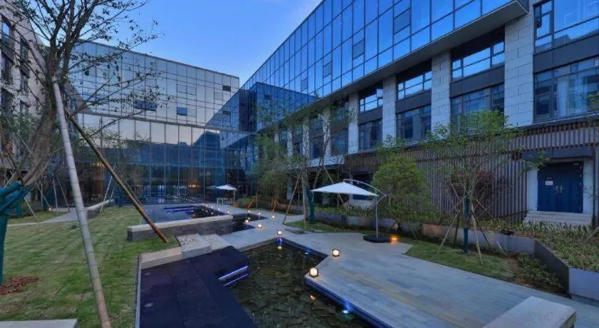 Zhejiang Cloud Mountain Deefly Hotel