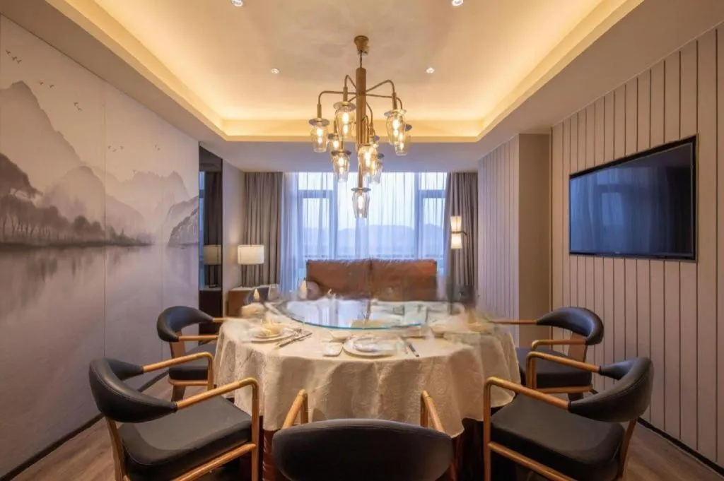 Zhejiang Cloud Mountain Deefly Hotel