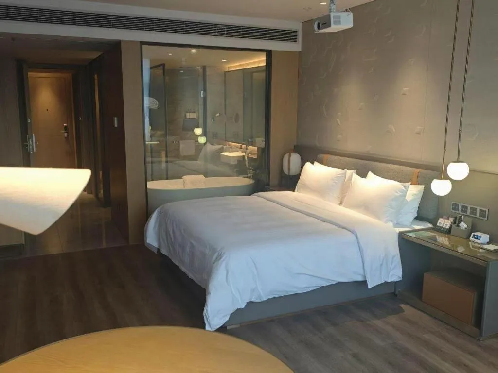Bed in Zhejiang Cloud Mountain Deefly Hotel