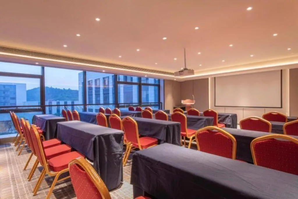 Zhejiang Cloud Mountain Deefly Hotel