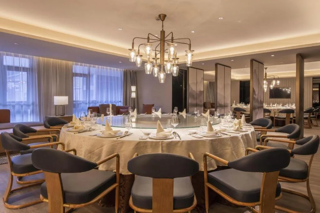 Zhejiang Cloud Mountain Deefly Hotel