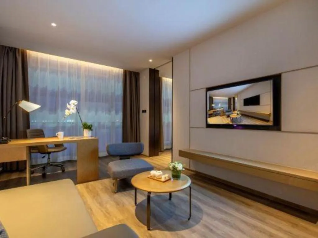 Zhejiang Cloud Mountain Deefly Hotel