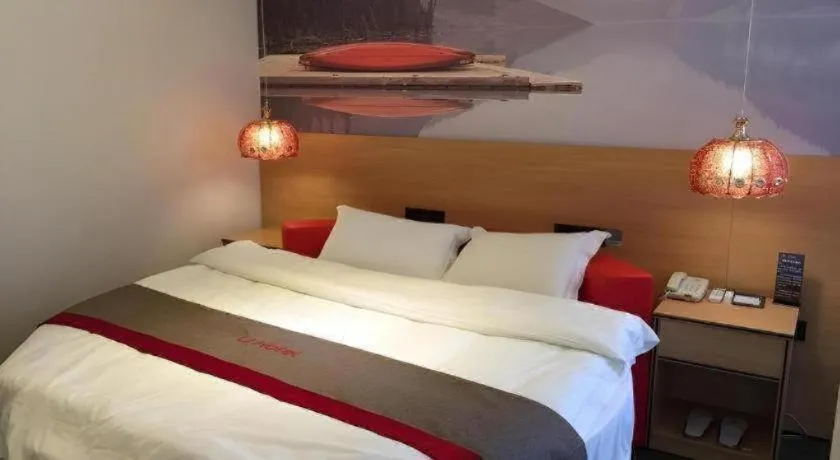 Bed in Thank Inn Hotel Hubei Huanggang Hong'an County Hong'an No.1 Middle School