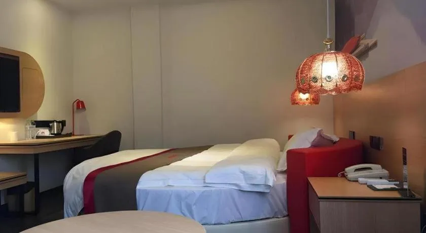 Bed in Thank Inn Hotel Hubei Huanggang Hong'an County Hong'an No.1 Middle School