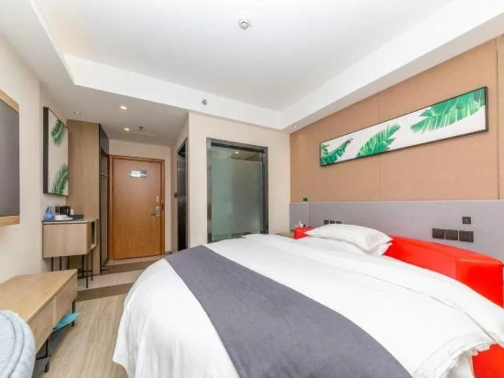 Bed in UP and IN Hotel Jiangxi Nanchang City Nanchang County Liantang Zhong Avenue Huarunwanjia