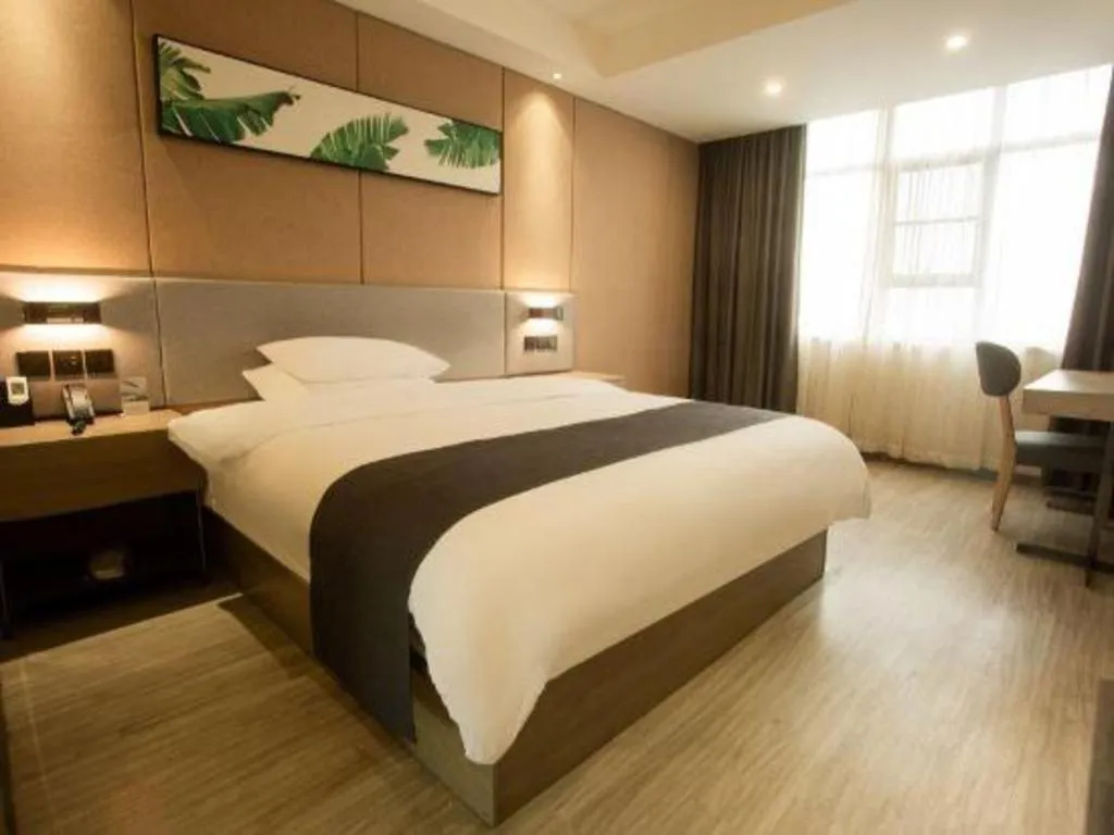 Bed in UP and IN Hotel Jiangxi Nanchang City Nanchang County Liantang Zhong Avenue Huarunwanjia