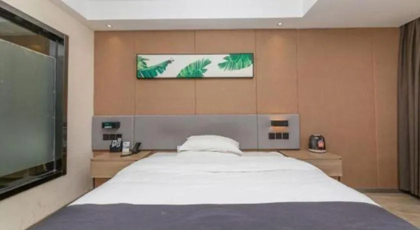 Bed in UP and IN Hotel Jiangxi Nanchang City Nanchang County Liantang Zhong Avenue Huarunwanjia