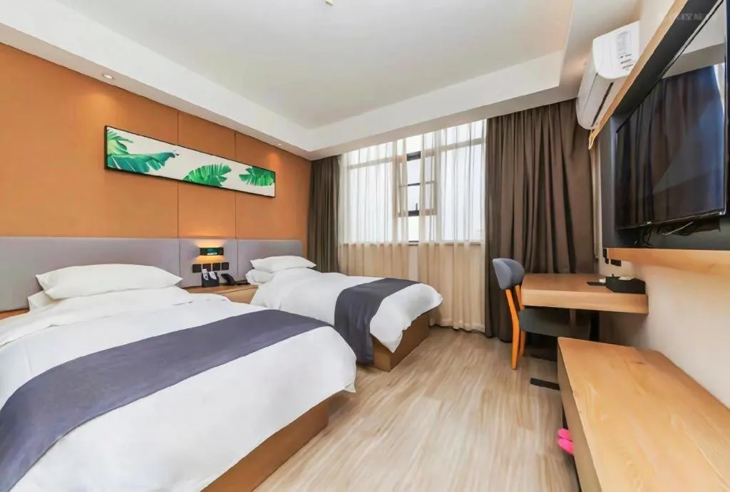 Bed in UP and IN Hotel Jiangxi Nanchang City Nanchang County Liantang Zhong Avenue Huarunwanjia