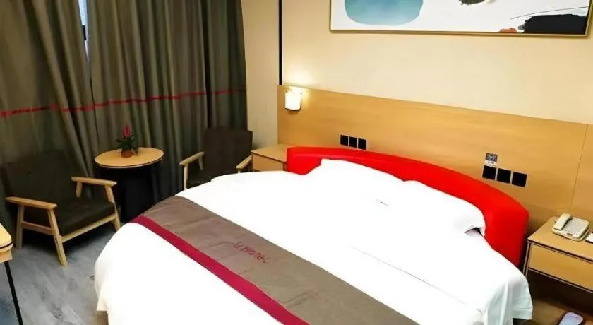 Bed in Thank Inn Hotel Sichuan Nanchong Gaoping District Longmen