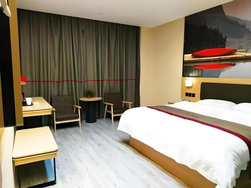 Bed in Thank Inn Hotel Sichuan Nanchong Gaoping District Longmen