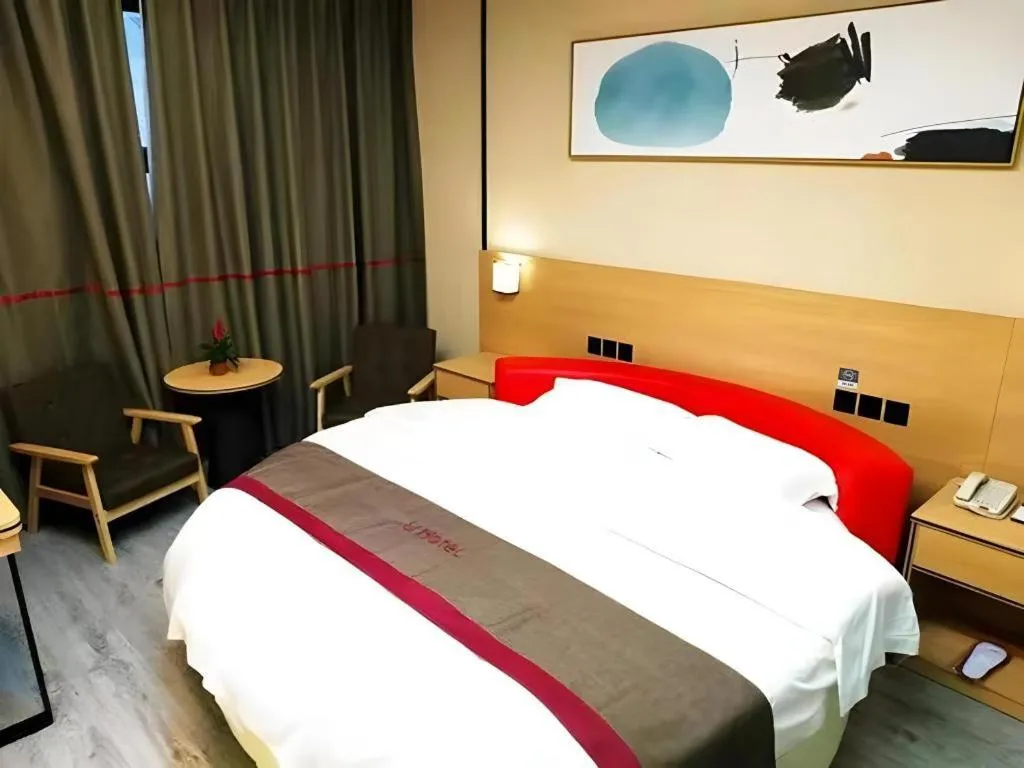 Bed in Thank Inn Hotel Sichuan Nanchong Gaoping District Longmen