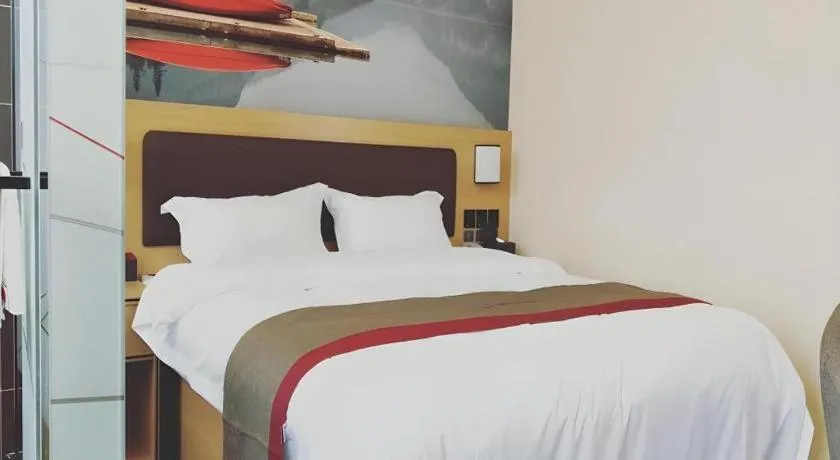 Bed in Chengke Hotel Guangdong Zhaoqing Sihui District Huilin Road